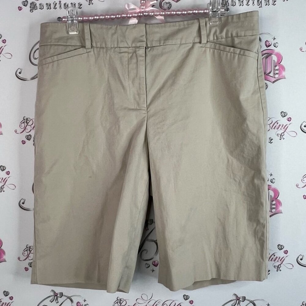 Talbots shorts long style beige cream pockets Women's Tan Shorts